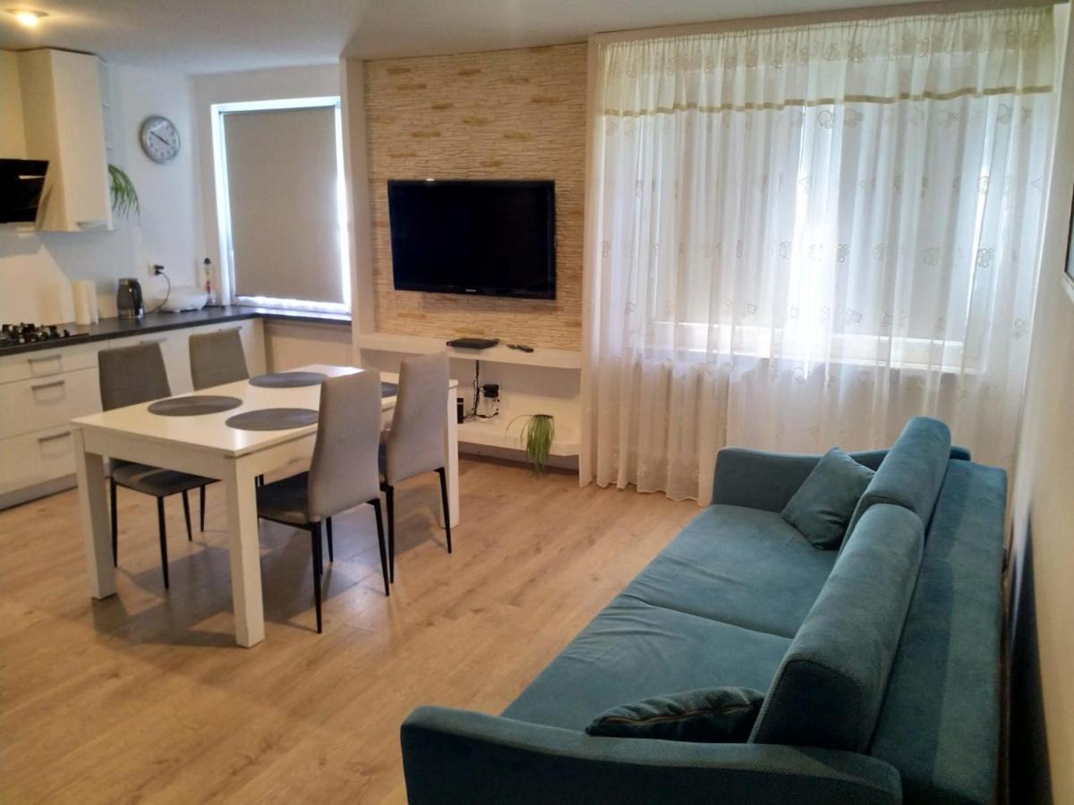 Apartament Blisko Plazy Gdansk Exterior foto
